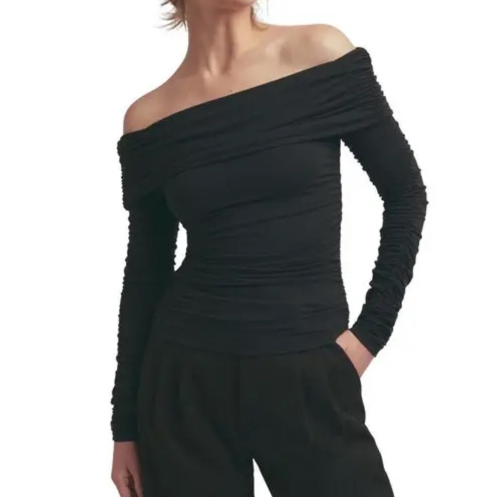 FAVORITE DAUGHTER  Ruched Off-The-Shoulder Top